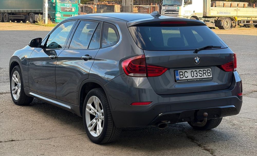 BMW X1   X DRIVE 2013