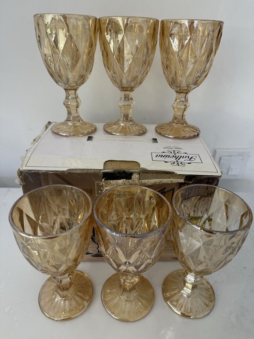 Посуда фужеры  все в отличном состоянии продается