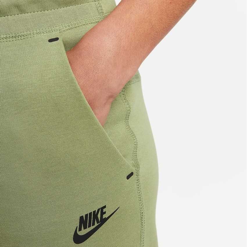 Nike Tech Fleece Pants W -  дамско долнище НОВО 2ХС