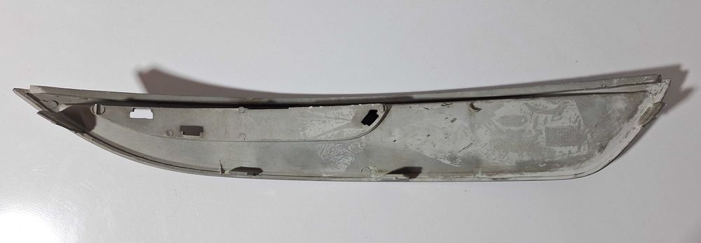 Лайсна под фар (лява) за предна броня Ford Kuga Mk1 - ОЕ 8V41 15A282AW