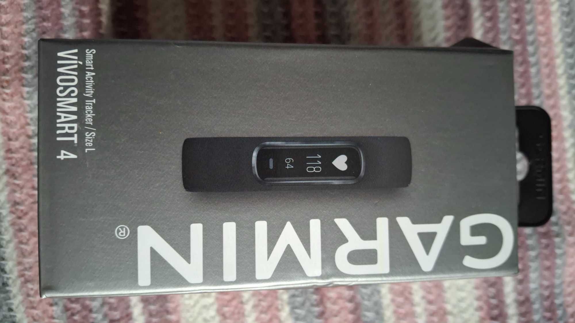 Фитнес гривна Garmin Vivosmart 4