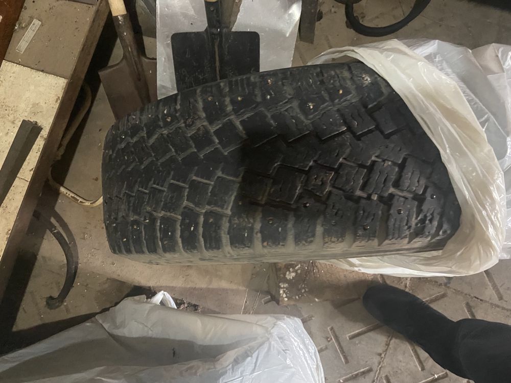 Шина Nokian hakkapeliitta lt 265/70 r17