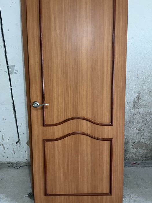 Двери межкомнатные 80ки 3шт
