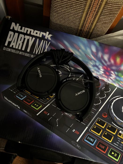 Consola numark partymix