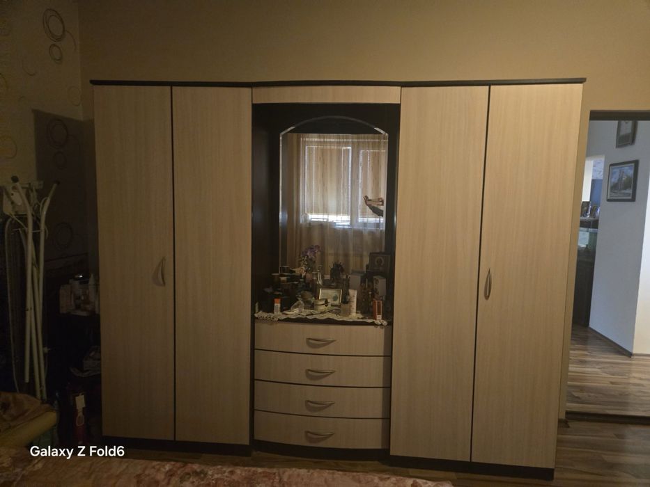 Гардероб избелен дъб с венге