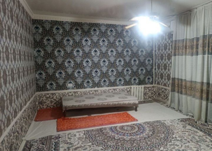 Сдаётся квартира Чиланзар 10 кв., 2-комнатная квартира, метро рядом