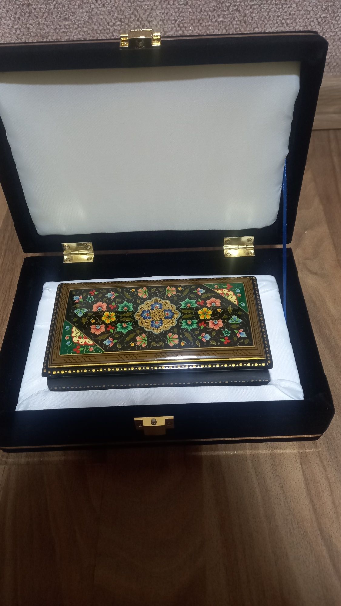 Продаётся шкатулка  Новая