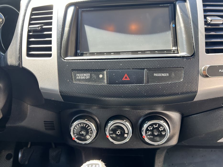 Vand Mitsubishi Outlander 2011