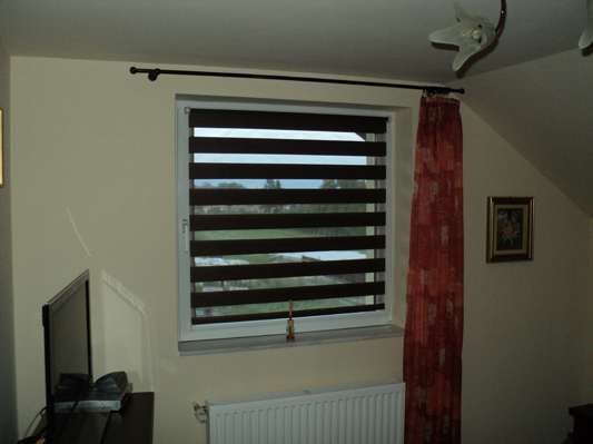 Rulouri tip zebra. Orice jaluzele sau rulouri.