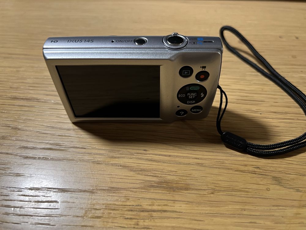 Дигитален фотоапарат Canon IXUS 145, 16MP