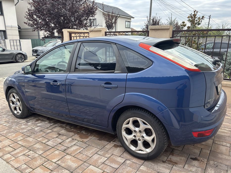Ford Focus 1.6 benzina 2008