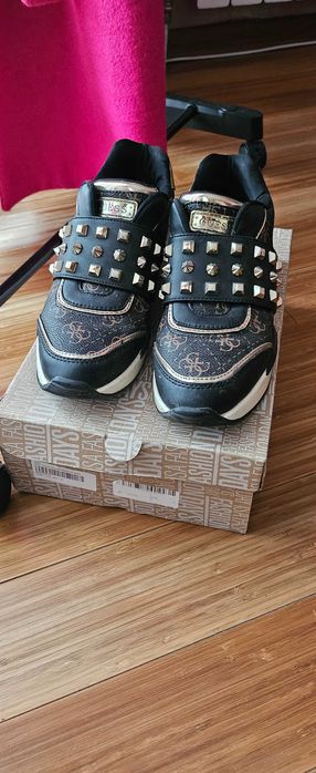 Дамски сникърси Guess