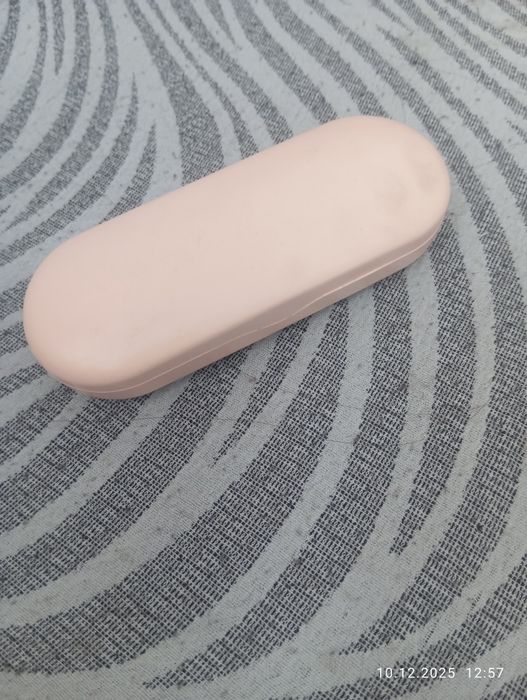 Наушники сломано крышка все осталное работает