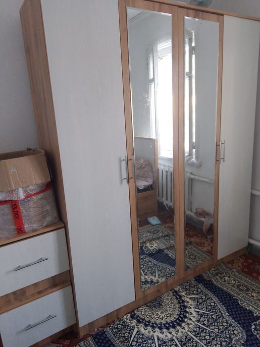 Спальний гарнитур