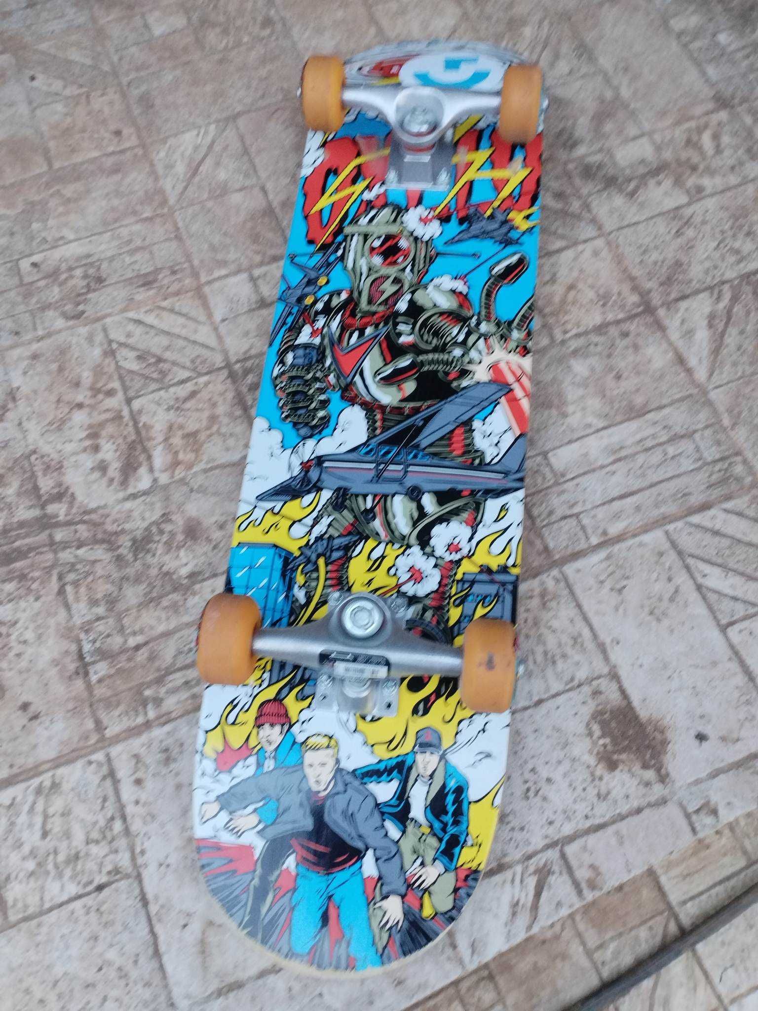 Skateboard Oxelo mid 5 robot