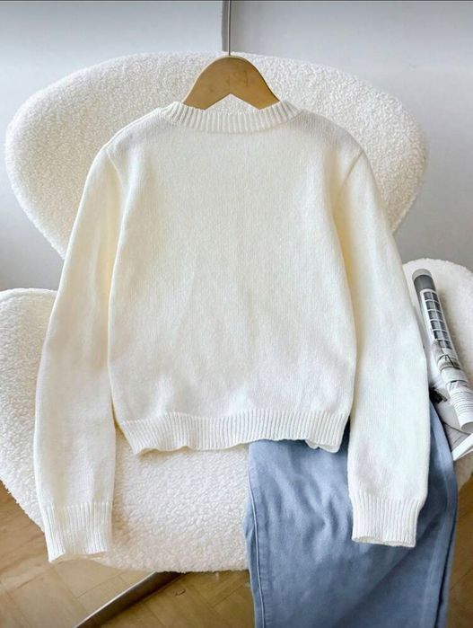 Бяла жилетка за 8год