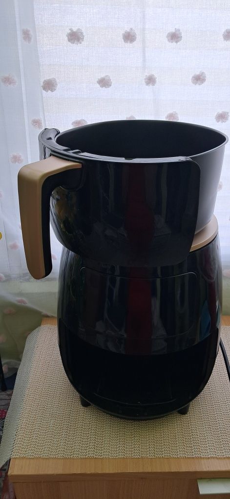 Уред за пържене без мазнина Foliamo "Air Fryer Maxx"