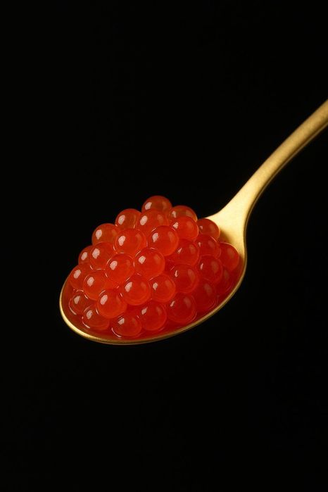 Qizil ikra keta baliqdan olingan Kam tuzli