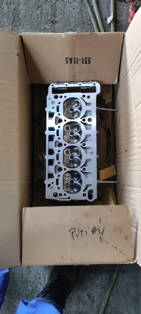 Vand audi A4 b8 2009 1.8Tfsi (motor reconditionat schimbat pistoane )