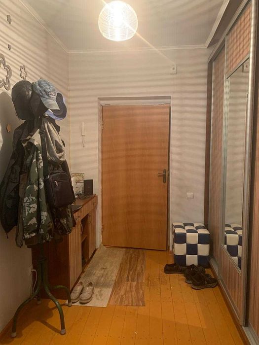 Продам 3-комн в 20 мкр