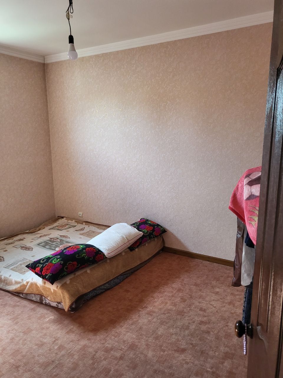 Дурмень продаётся дом, 4-сотки, 7-комнат