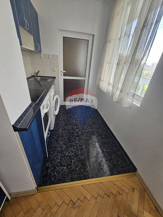 Тристаен апартамент под наем, кв.Чайка Д.В 4202