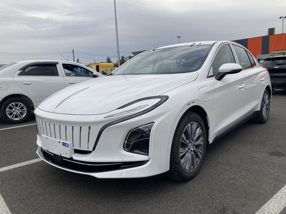 Hongqi E-QM5 White (oq) Notariusga tayyor!