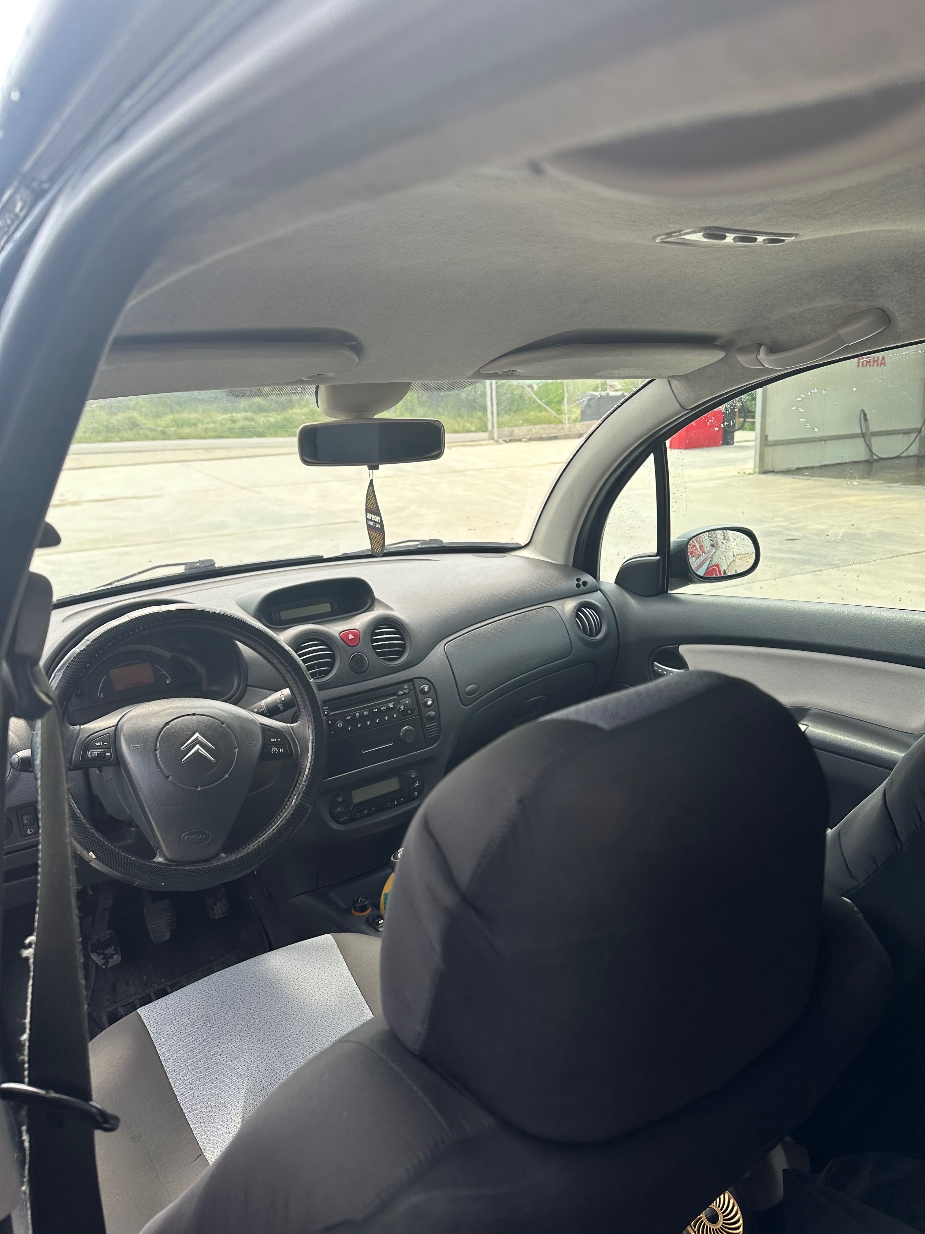 Prodavam citroen