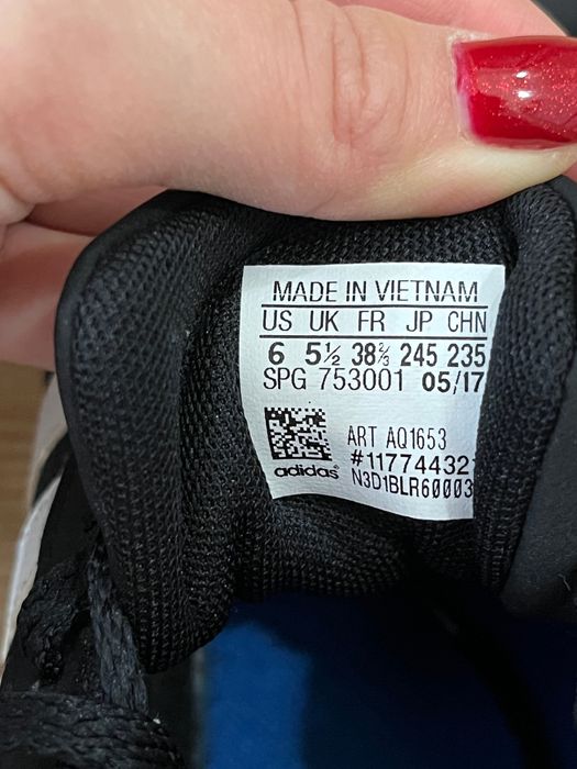 Маратонки Adidas 38 2/3