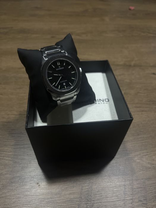 Candino часовник