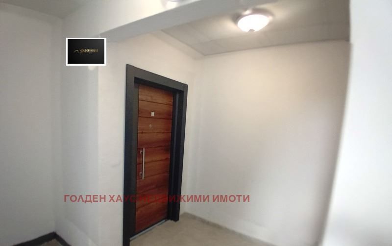 Продава се Двустаен апартамент в Перник, Изток - 61 кв.м за 802 €/кв.м - Снимка #4