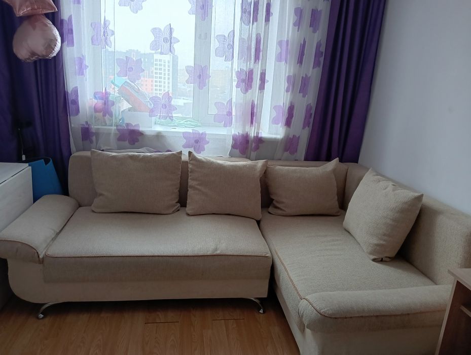 Отдам даром диван