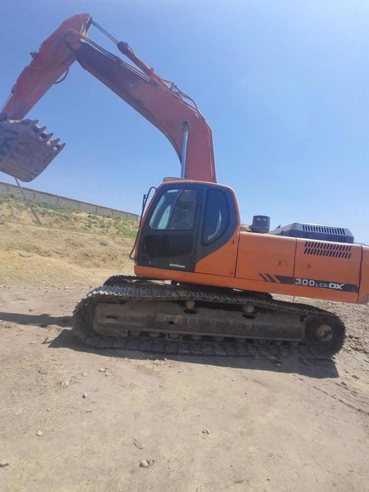 Doosan 300 экскаватор