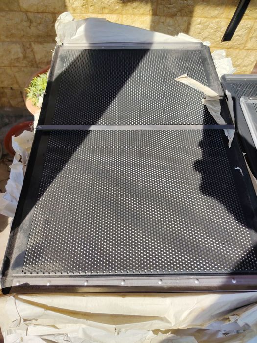 Tăvi patiserie teflonate perforate 60x40cm