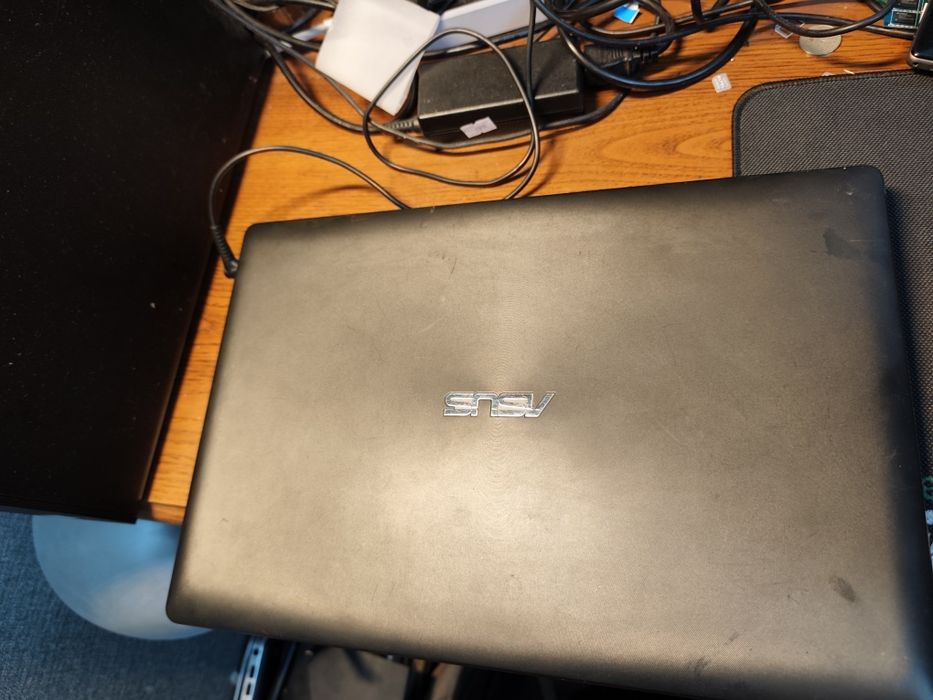 Продам ноутбук Асус x553m