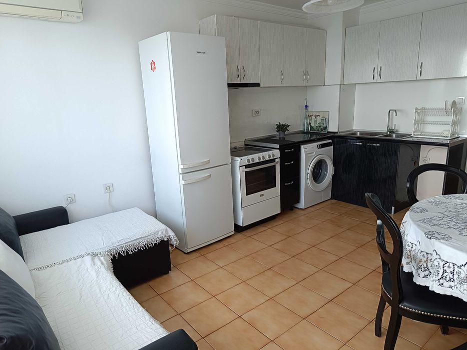 Дава се под наем Двустаен апартамент в Стара Загора, Била - 60 кв.м за 382.5 € - Снимка #3
