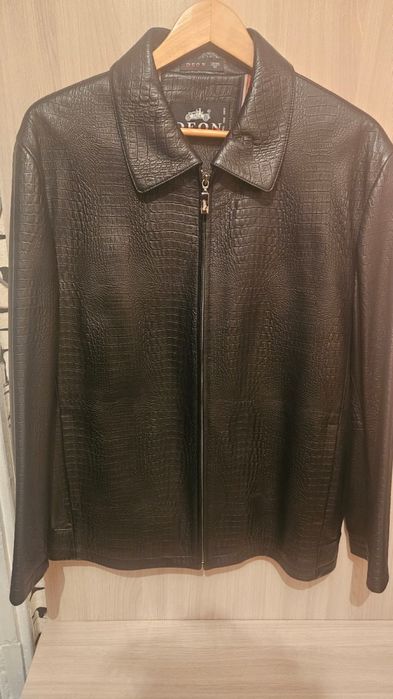 Продаётся кожаная куртка DEON