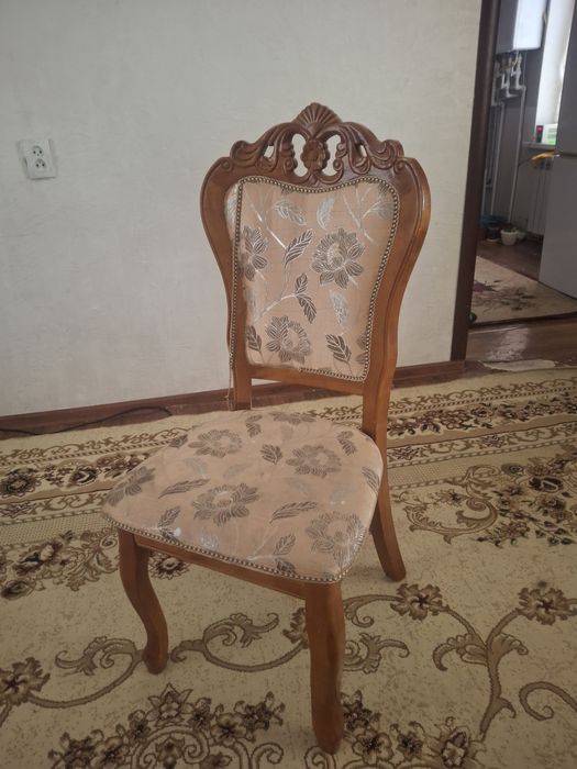 Стулья для гостинной