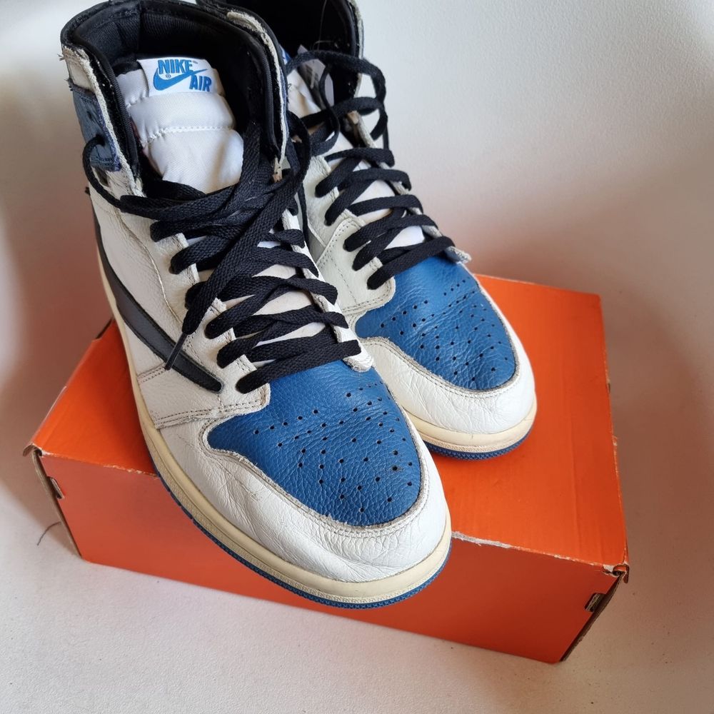 Air Jordan Jeremy Scott marimea 46