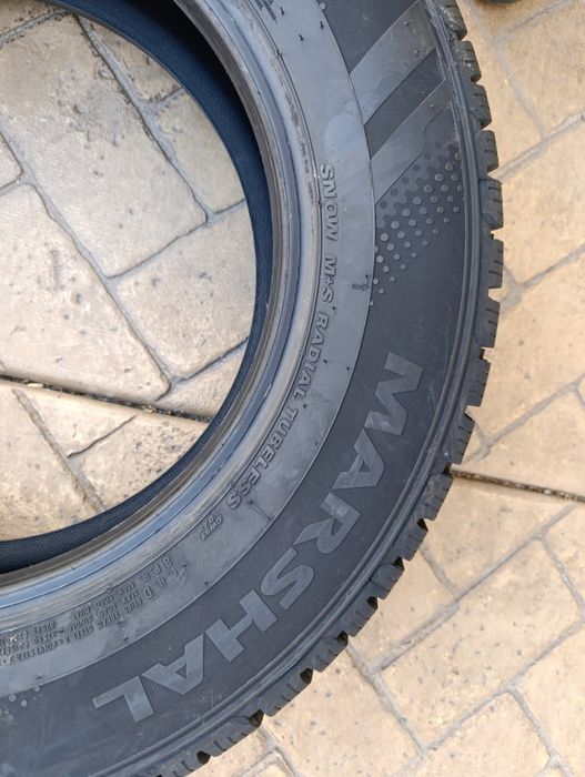 Зимни гуми Marshall(Kumho ) 195/75/16 C dot 2024
