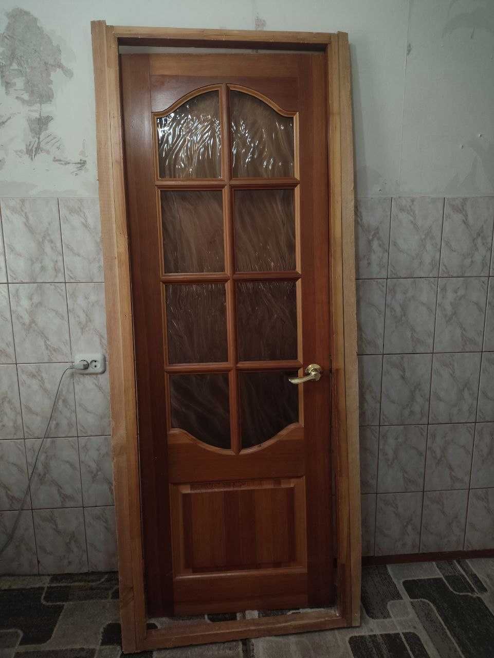Продам межкомнатную дверь