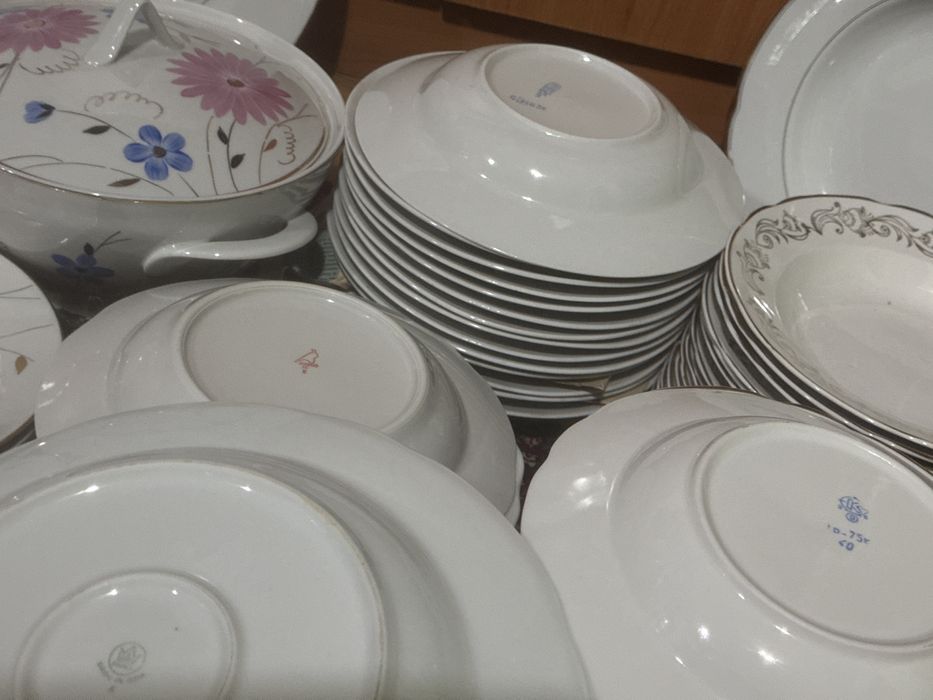 Посуда новая столовая набор дулево и лаган, тарелки рига дулево кахла