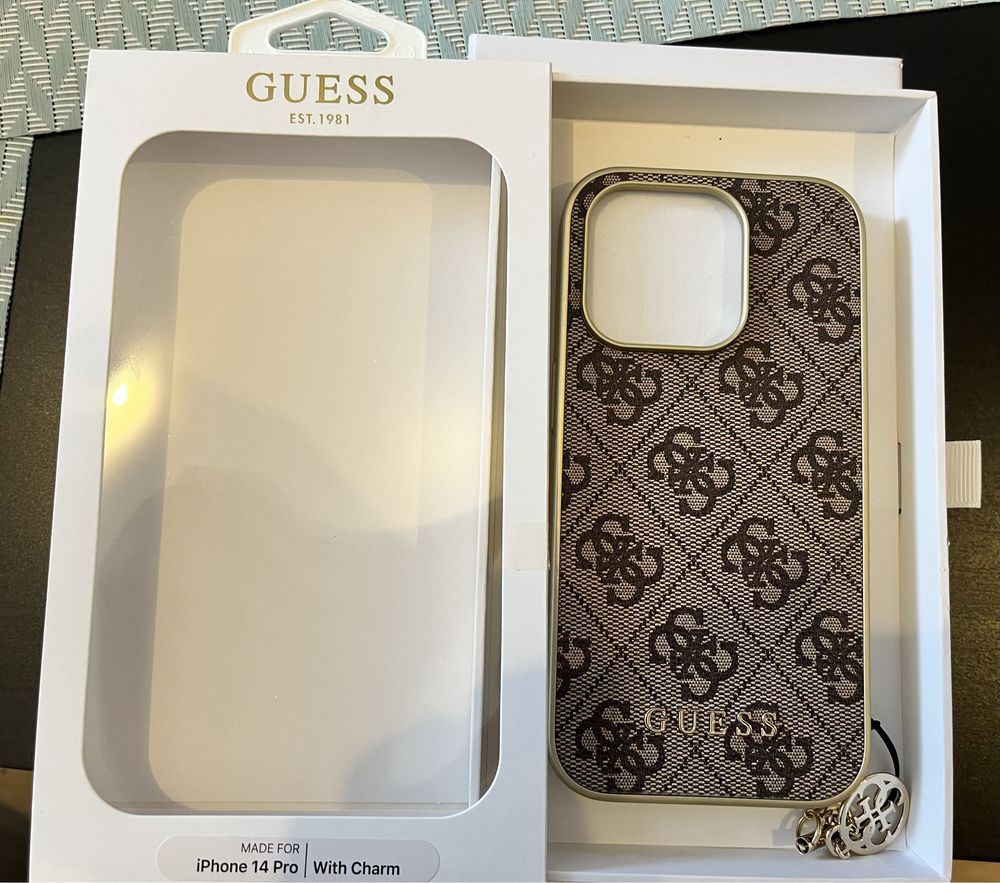 Husa originala Guess Iphone 14 Pro