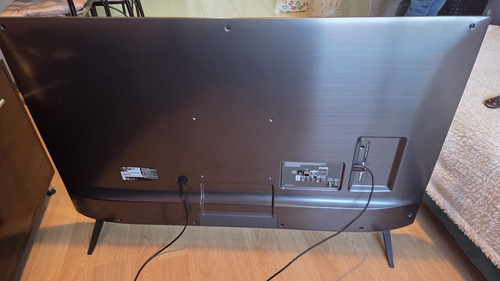 TV Lg 49 inci 4k ultra hd