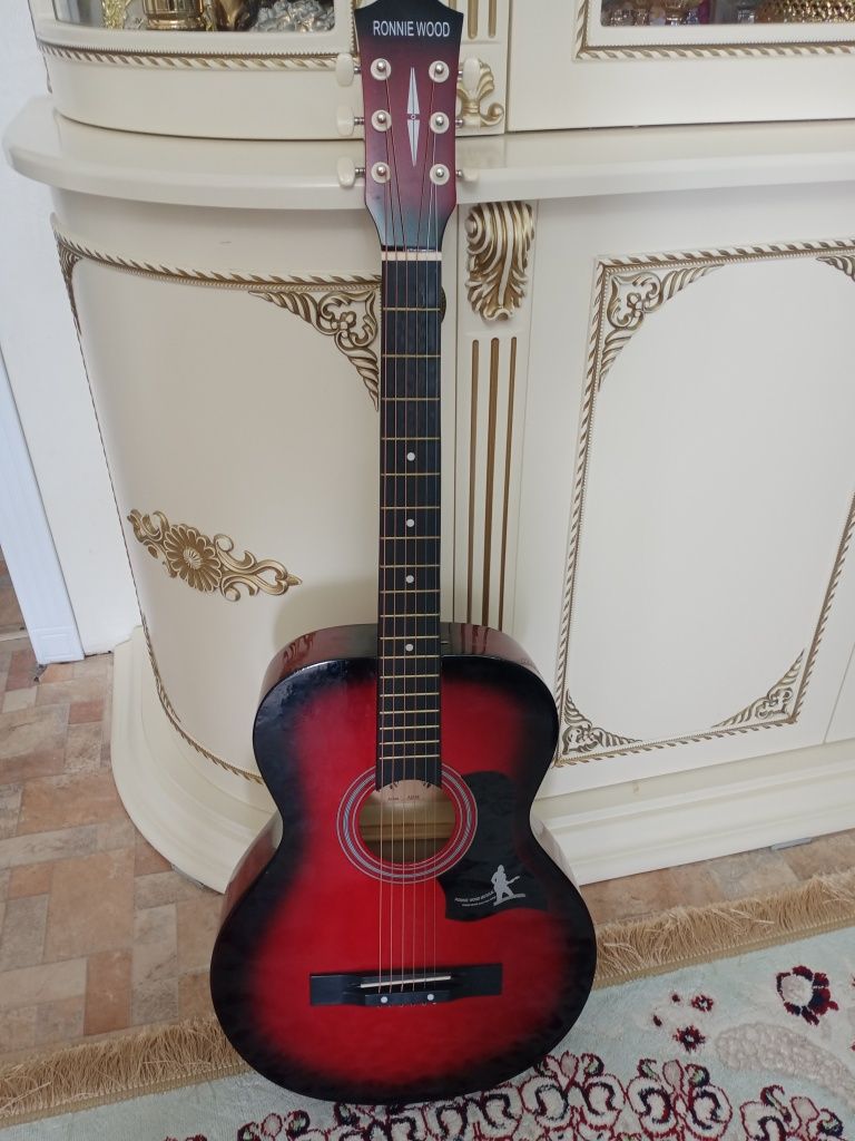 Гитара Ronnie wood+чехол