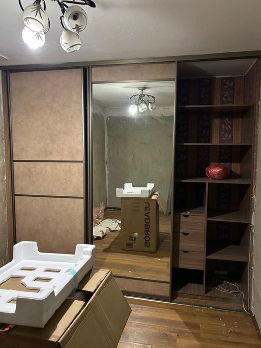 Продам встроенный шкаф-купе 50к Улица Иртышская, 17д