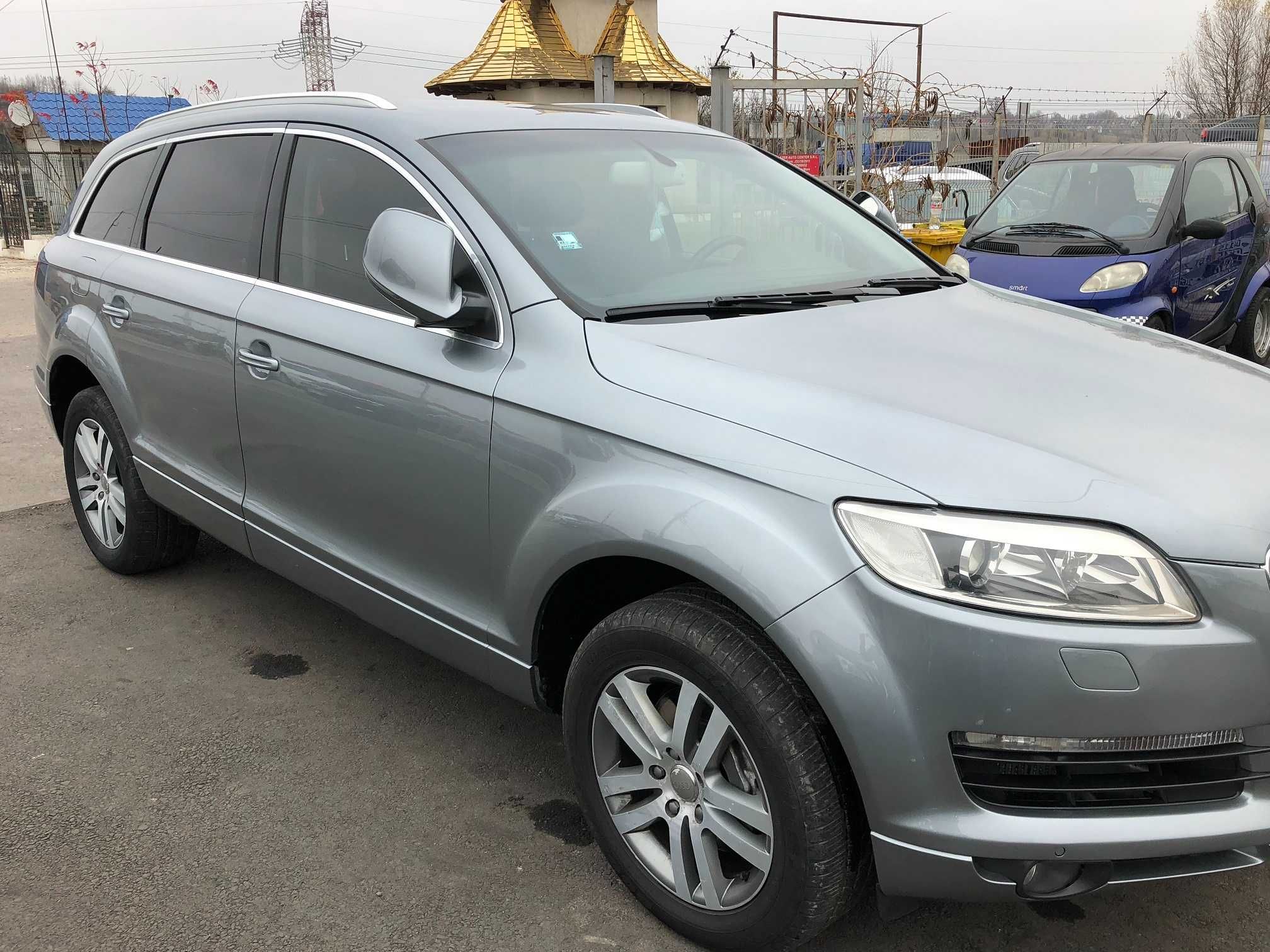 Dezmembrez Audi Q7 3,0 tdi BUG 2008