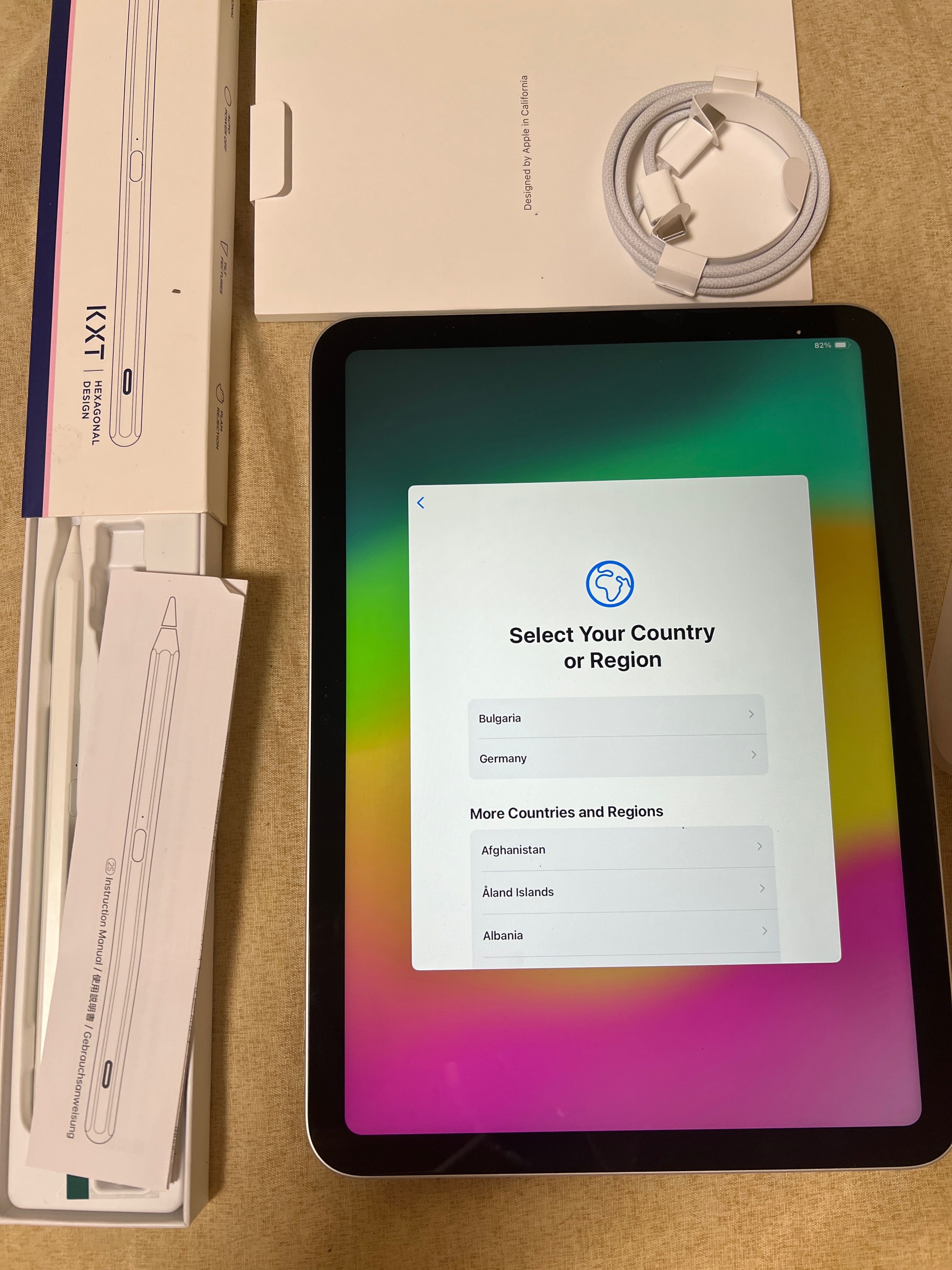 Ipad 10th gen + писалка (подарък)