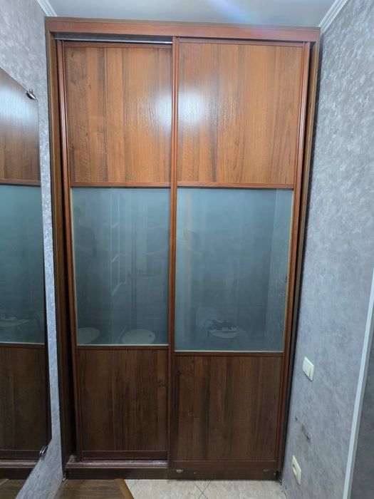 Продам шкаф-купе