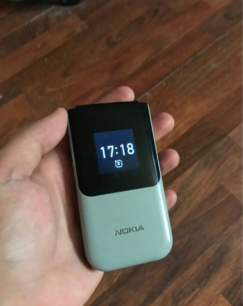 Nokia knopka sotiladi